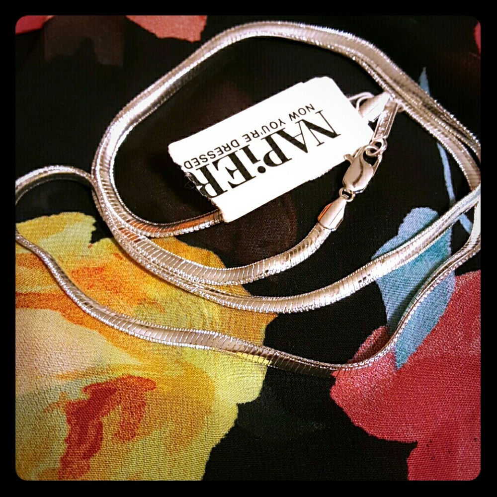 Napier necklace