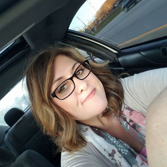 Meet your Posher, Tracey - Picture 1 of 1