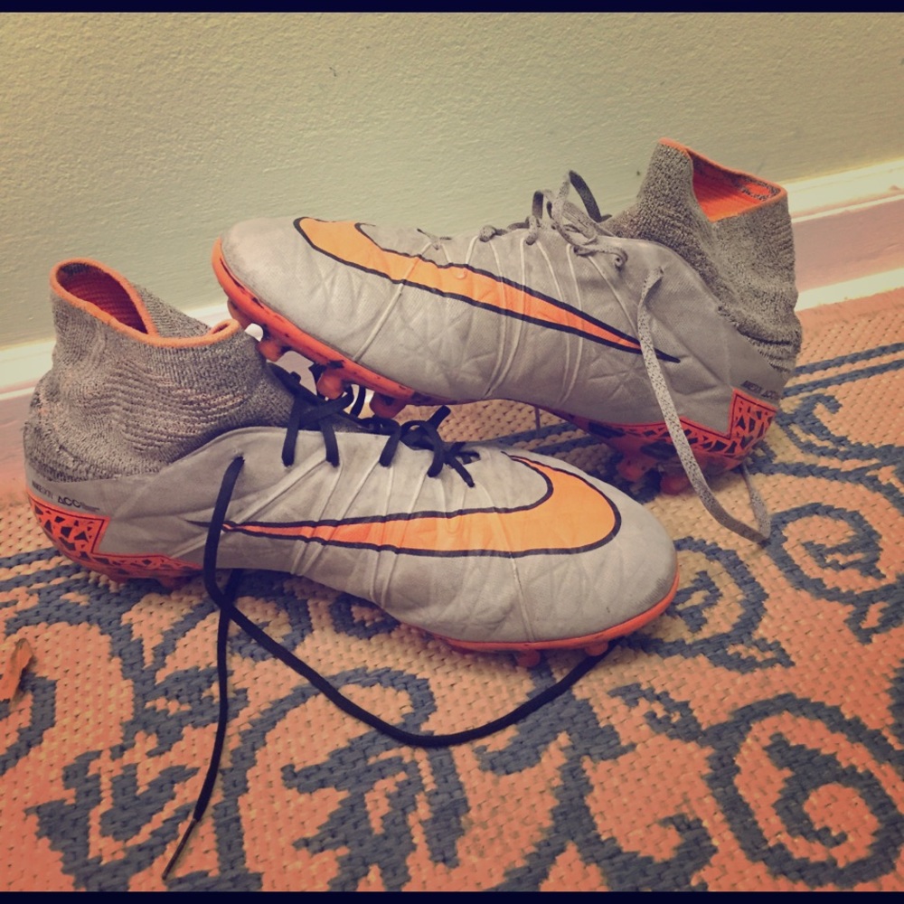 Nike hypervenom 1