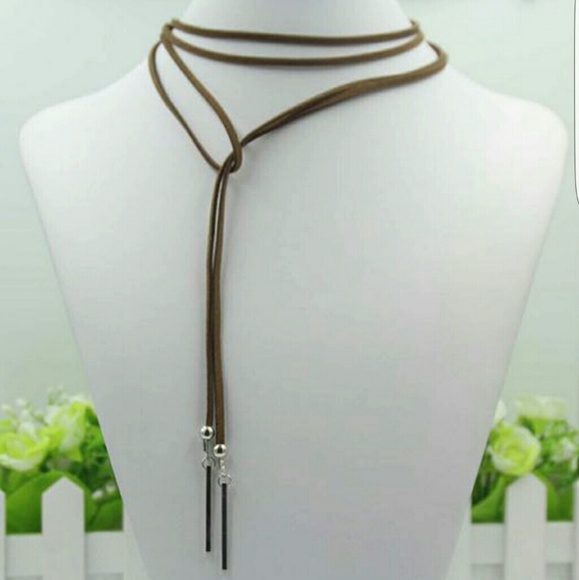 🌹Long Brown Velvet Choker Necklace W/Pendant! - Picture 3 of 3