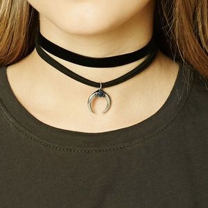 Horn choker
