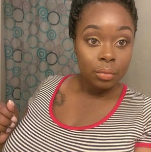 Meet your Posher, Kennisha