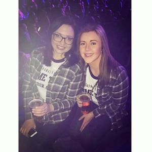 Meet your Posher, Lindsey