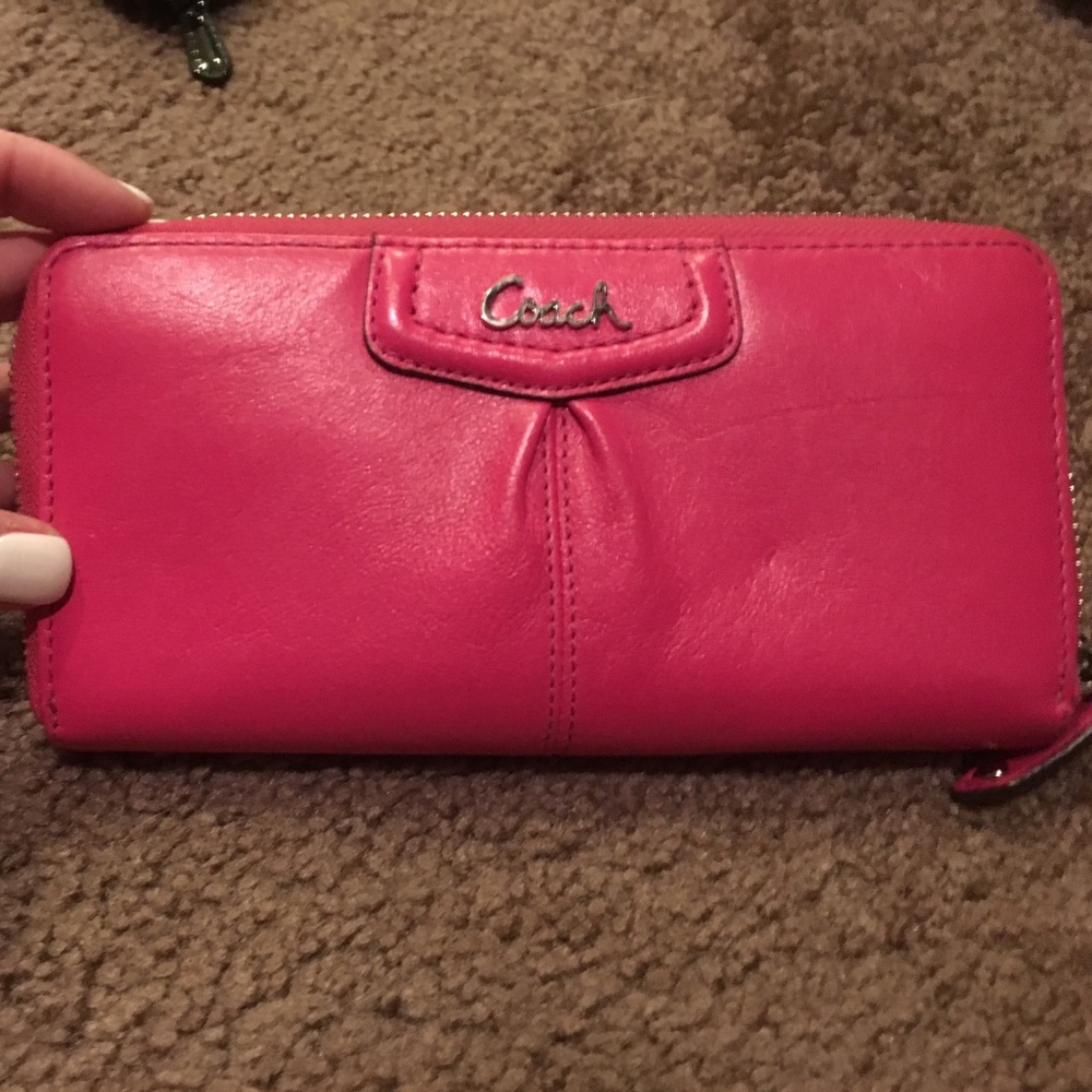 Coach leather pink wallet! Like new!