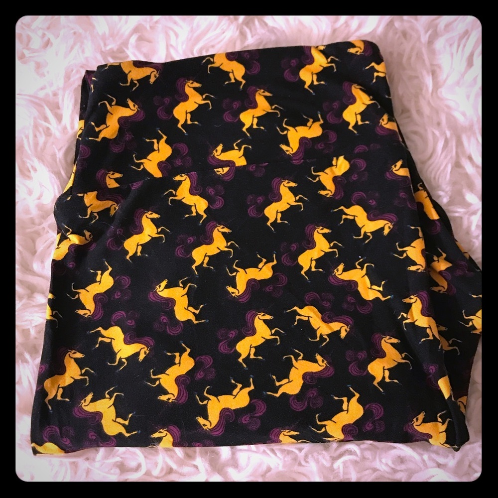ACTUAL UNICORN Lularoe Leggings (TC)