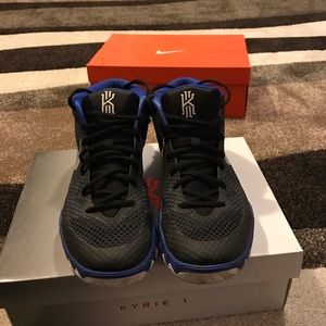 Nike kyrie 1s duke