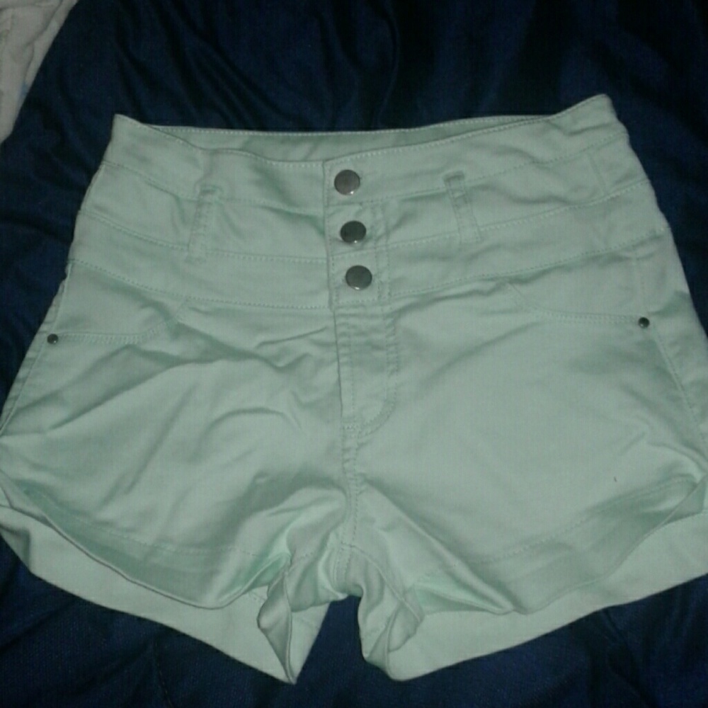Mint green high wasted shorts
