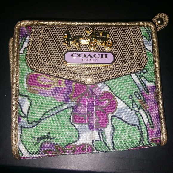 Authentic Coach Madison Audrey Floral Satchel - Picture 2 of 4