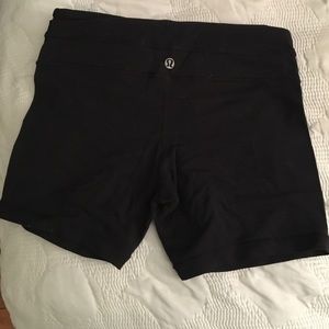 Lulu biker shorts