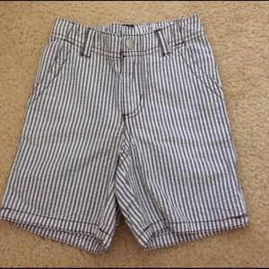 🆕 Gymboree Infant Shorts 6-9 mo