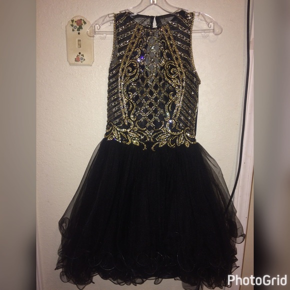 Homecoming/Prom dress - Picture 2 of 5