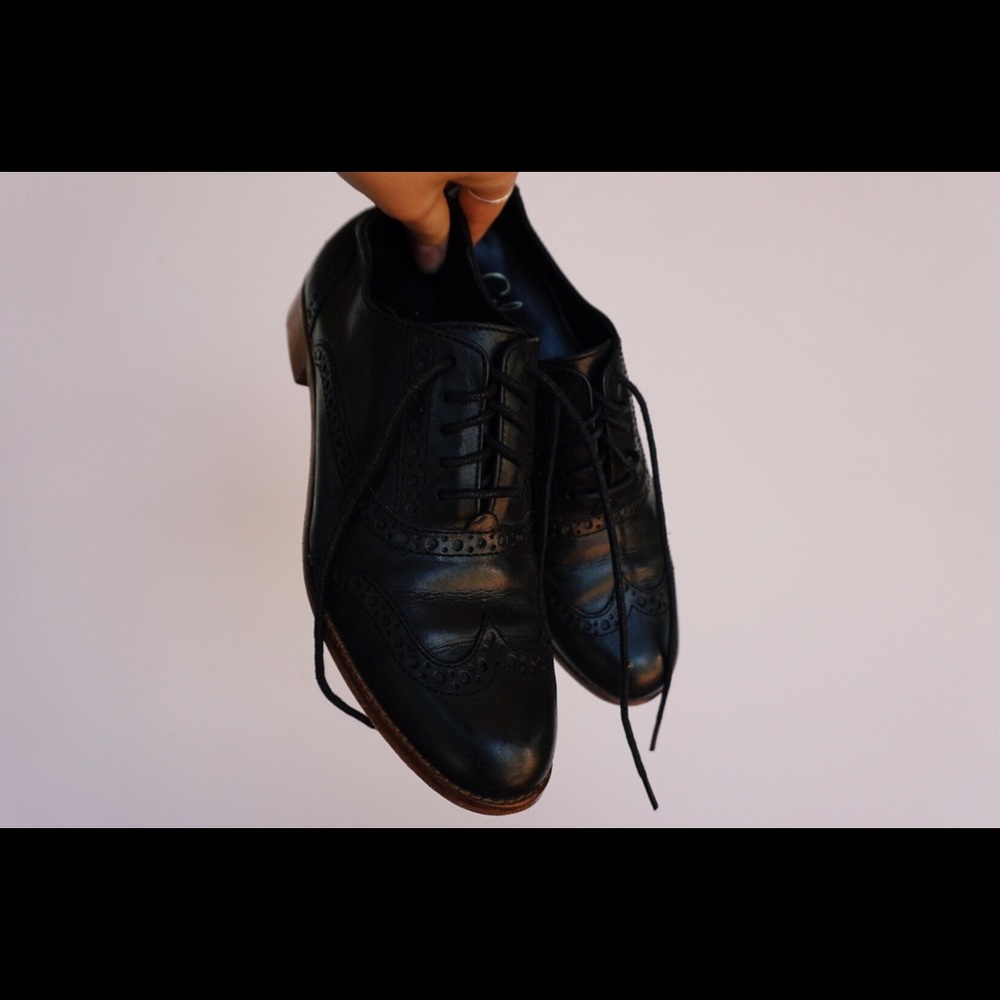 Cole Haan Black Oxford Shoes