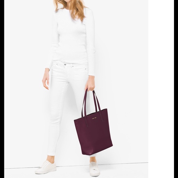 Michael Kors Emry Large Leather Tote - Picture 3 of 5