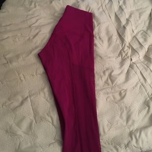 Lulu hot to street crop leggings