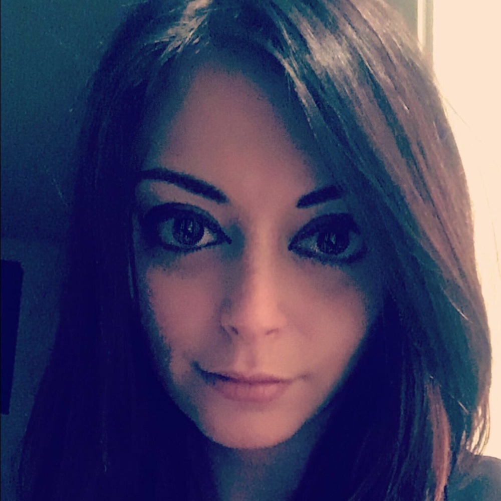Meet your Posher, Candace