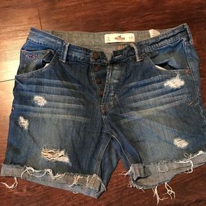 Hollister distressed shorts