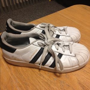 Adidas Superstar Sneakers