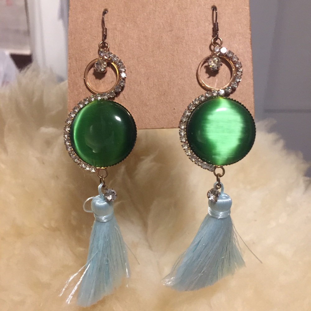 Earring - Picture 2 of 2