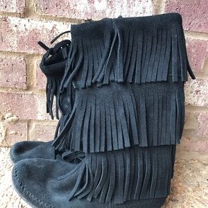 Minnetonka Suede Black Fringe Boots