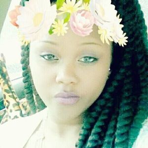 Meet your Posher, Janessa