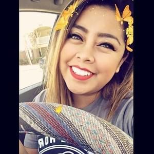 Meet your Posher, Stefani