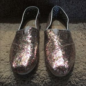 Metallic glitter Toms