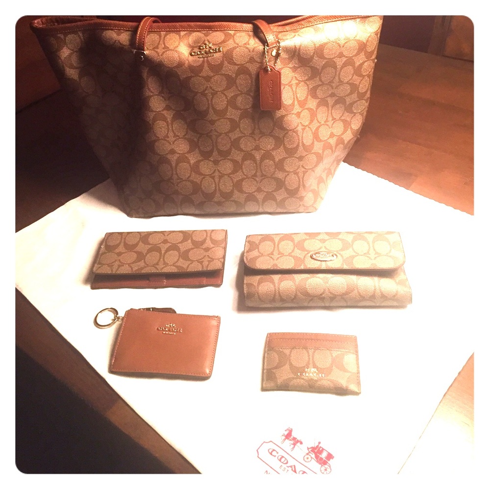 Coach Tote