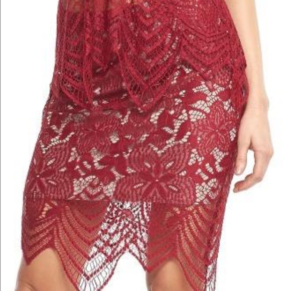Tart Ursula Lace Skirt Persian Red L - Picture 2 of 5