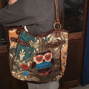 Brown Owl Hobo with Paisley and Flower Background