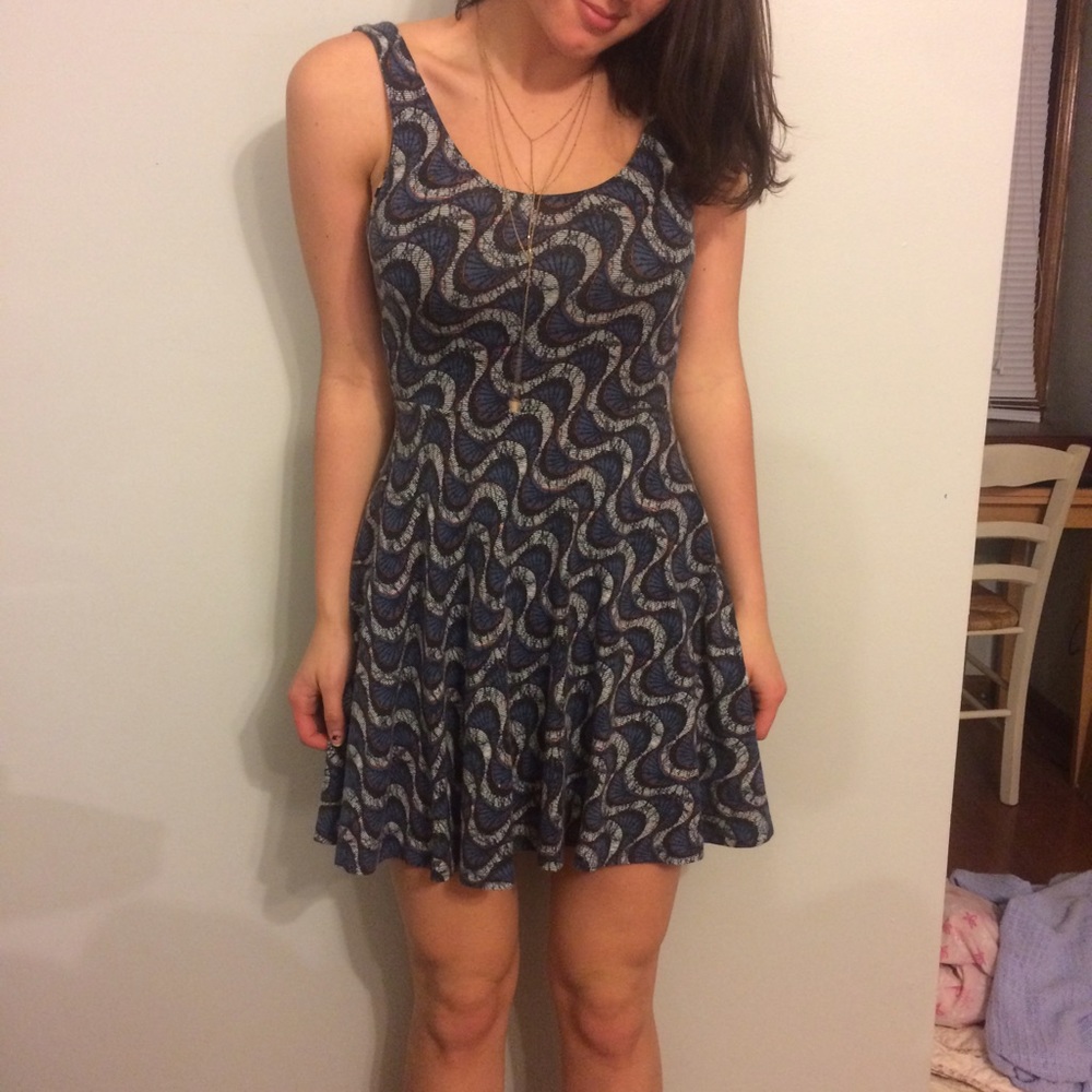 Urban outfitters!boho pattern. Figure flattering