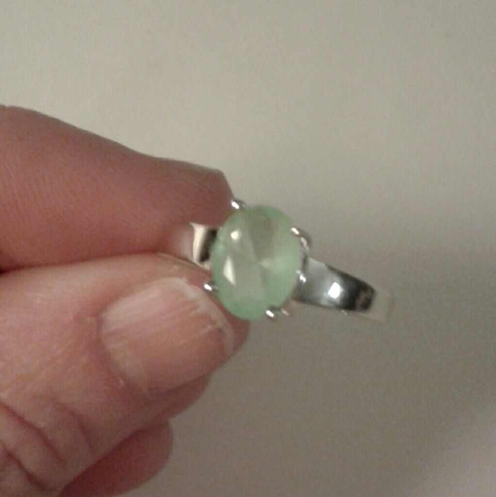 NWT Handcrafted Natural Prehnite Solid 925S Rg