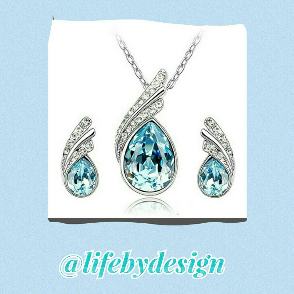 Blue Crystal Water Drop Earrings & Necklace