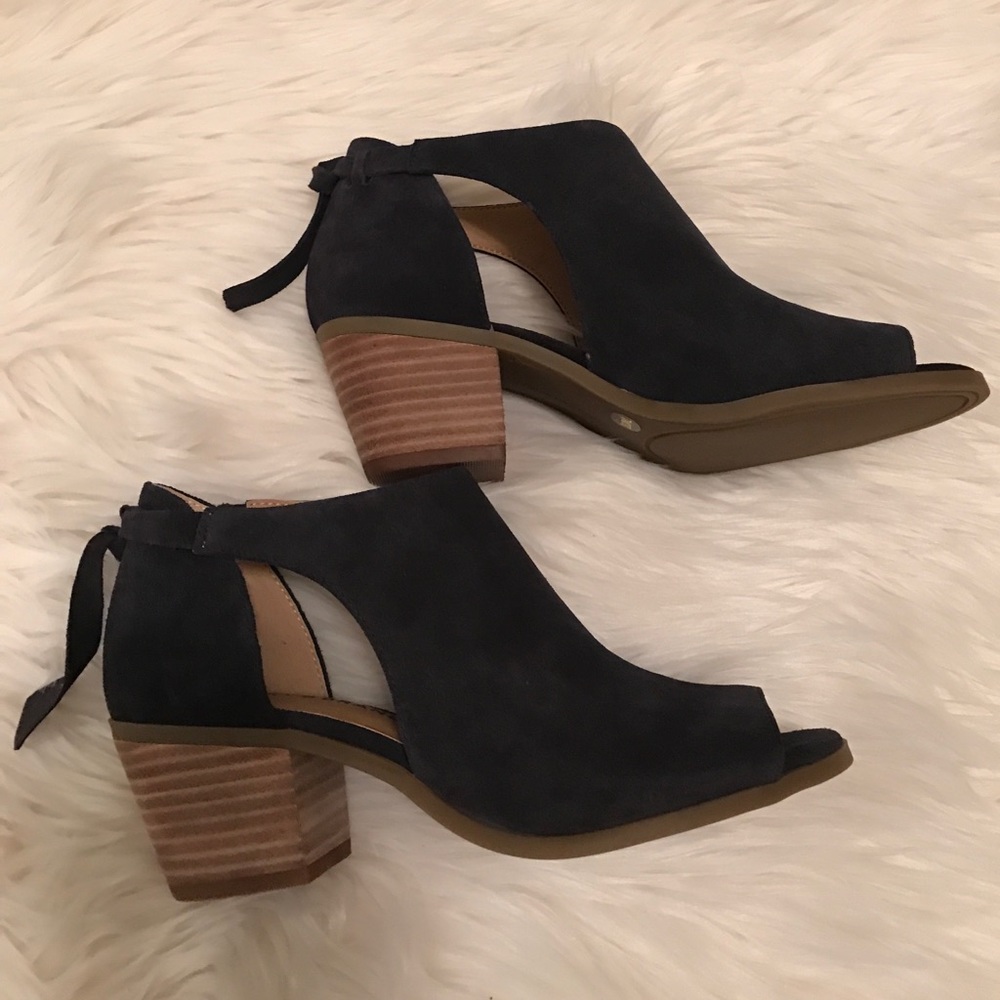 Sold Lucky Brand Blue Peep Toe Booties - Picture 1 of 8