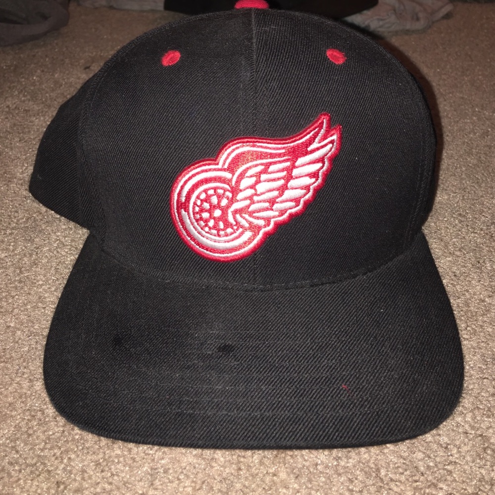 Black SnapBack Mitchell and ness