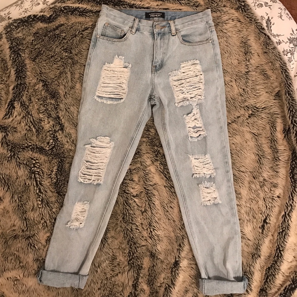 Distressed boyfriend jeans