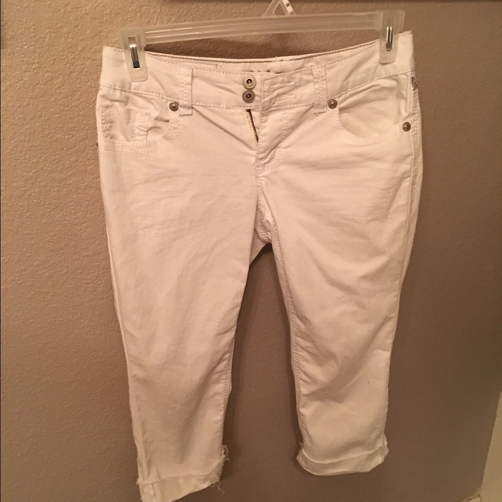 White capris