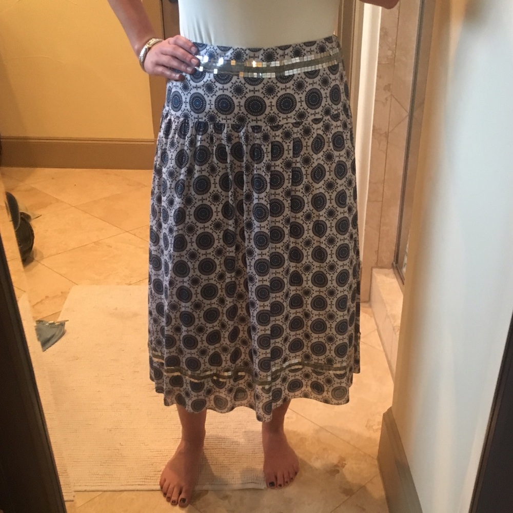 Tory Burch knee length skirt w sequins