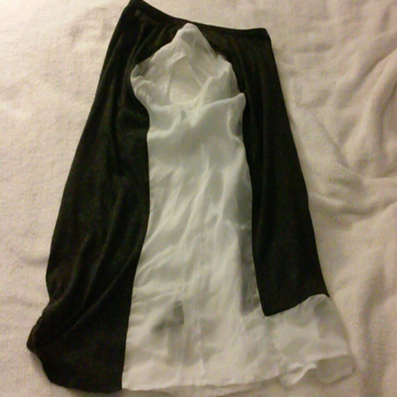 Top - Picture 2 of 2