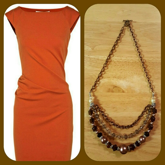 Necklace - Picture 1 of 2