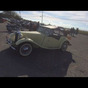 Meet your Posher, Maria