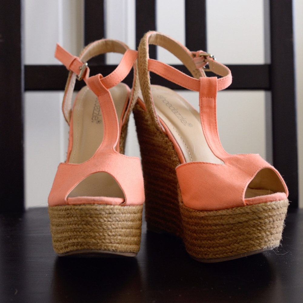 Shoedazzle wedges