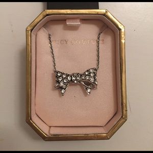 Juicy Couture Bow Necklace 🎀