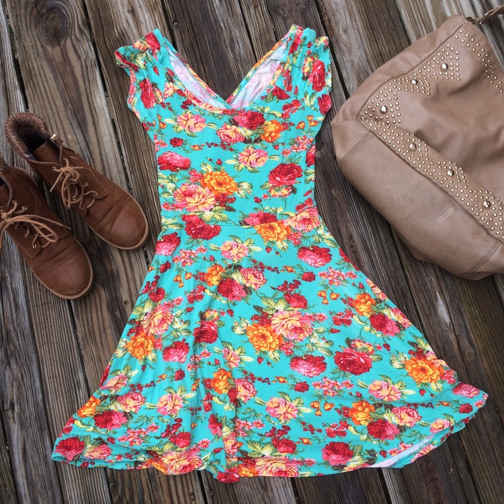Bright Floral Print Knit Dress