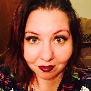 Meet your Posher, Jeanine