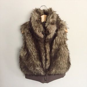 Kid's Faux Fur Bomber Vest from HM!