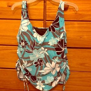 Plus size swim top