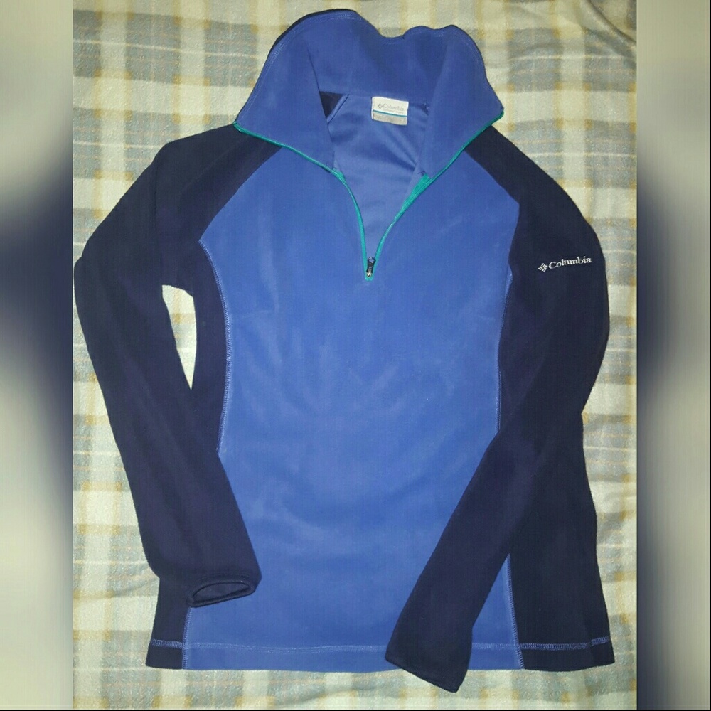 Columbia fleece quarter zip size small fits a Medi