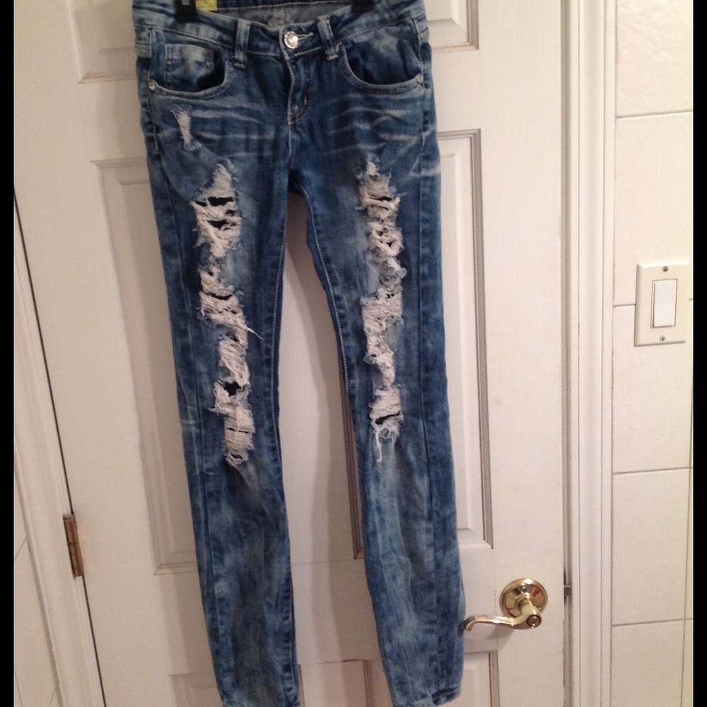 Ripped Straight Leg Jeans