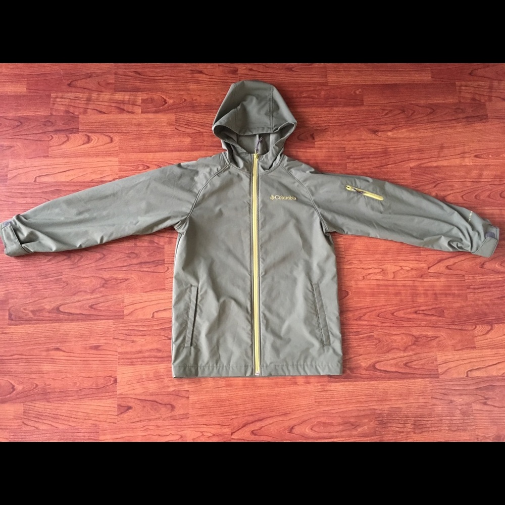 Columbia Rain Coat