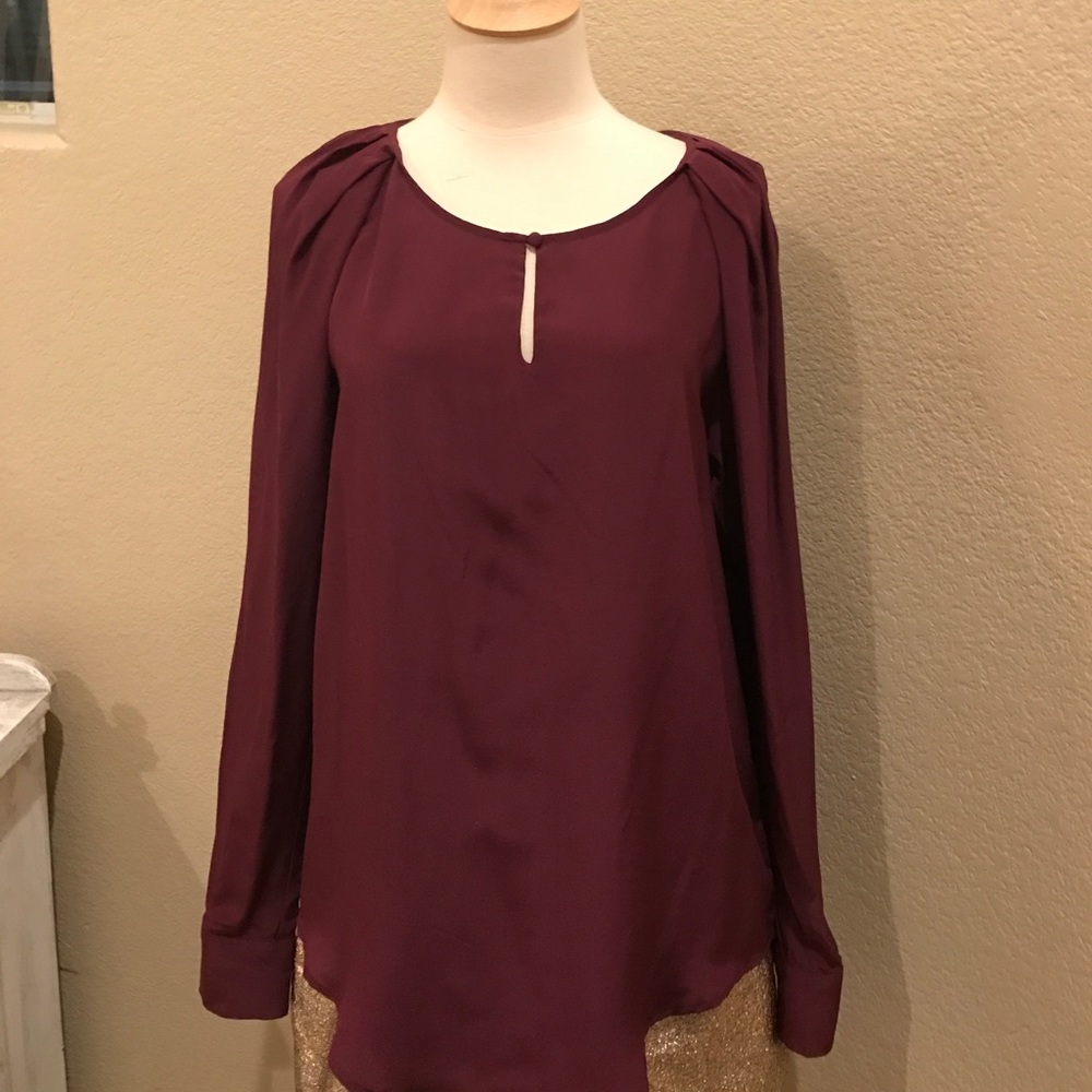 Gold Hawk Burgundy Top Size L